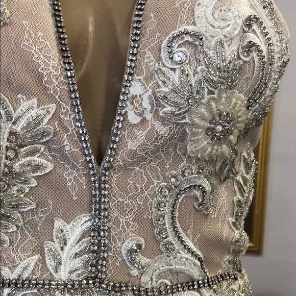 Terani couture wedding halter lace flower embellished wedding gown nude size XS - Picture 7 of 12